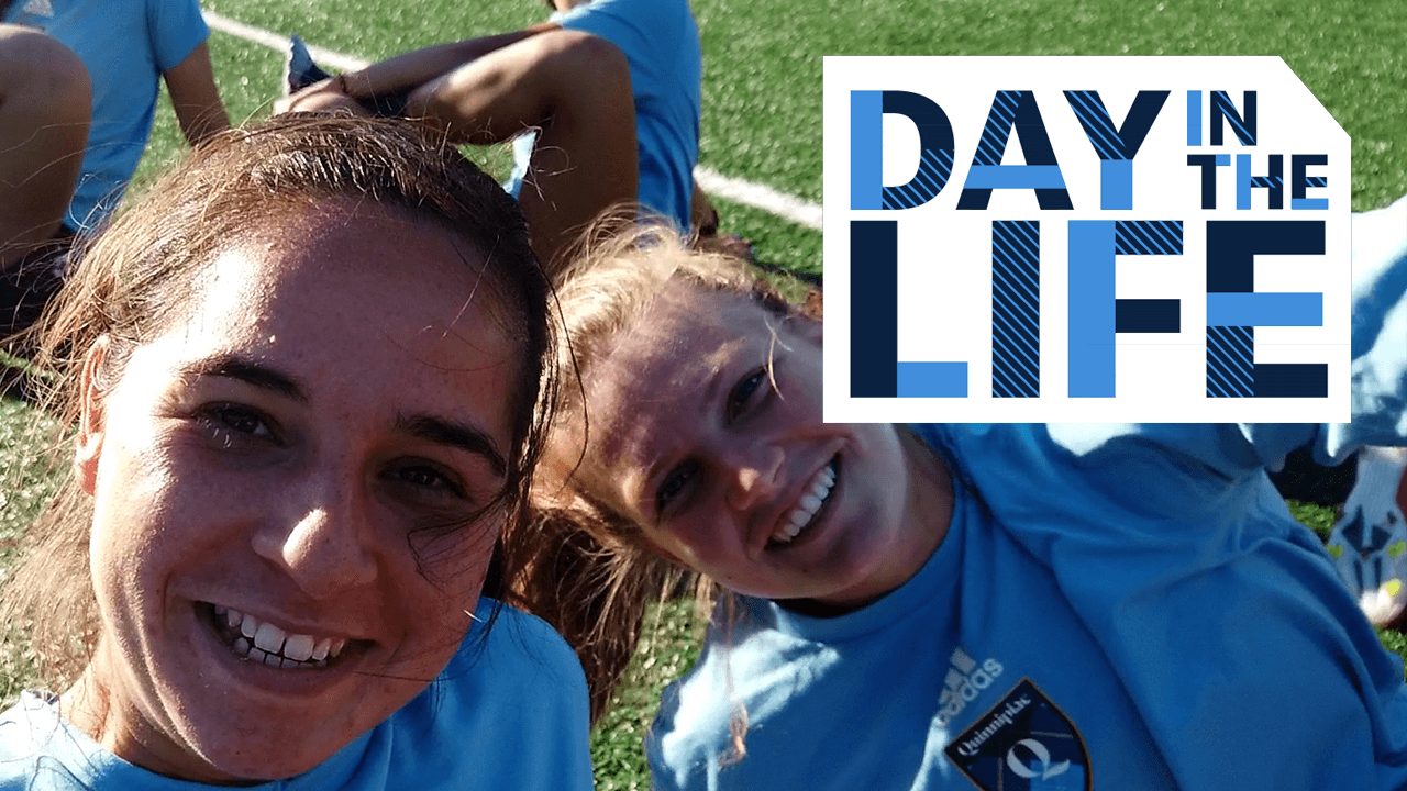 Selena Salas smiling with her friends